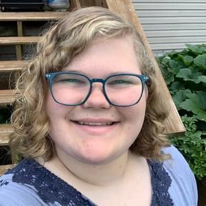 Meet your Posher, Lizzy